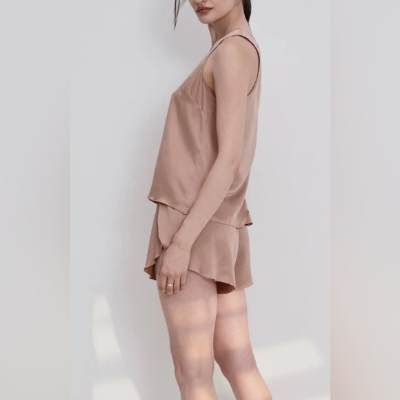 Lunya Washable Silk Pajama Set NWOT - Picture 8 of 16